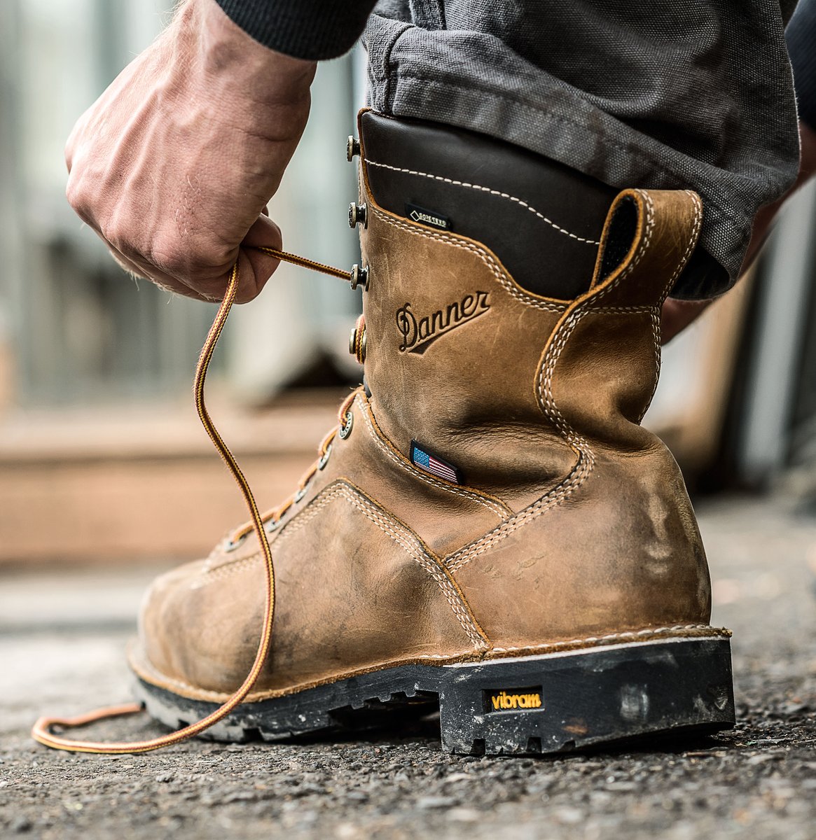 Quarry USA Distressed Brown Insulated 400G Composite Toe (NMT)