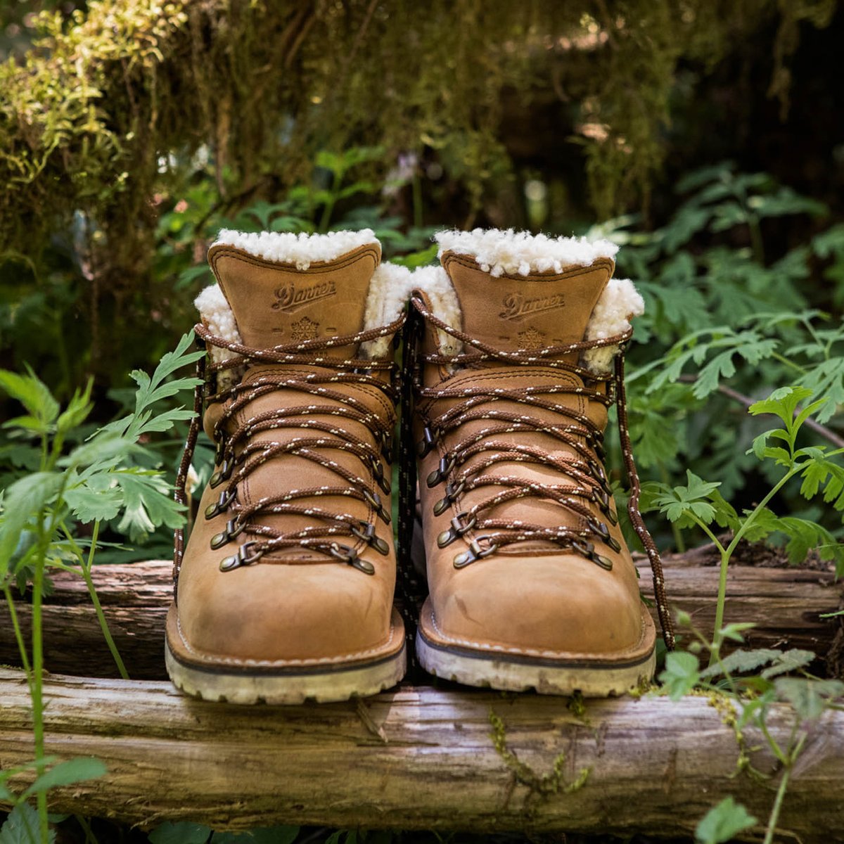 Mountain Pass Shearling Sierra 200G