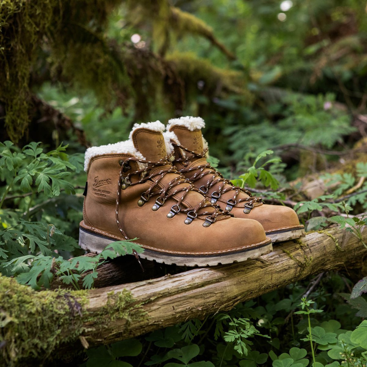 Mountain Pass Shearling Sierra 200G