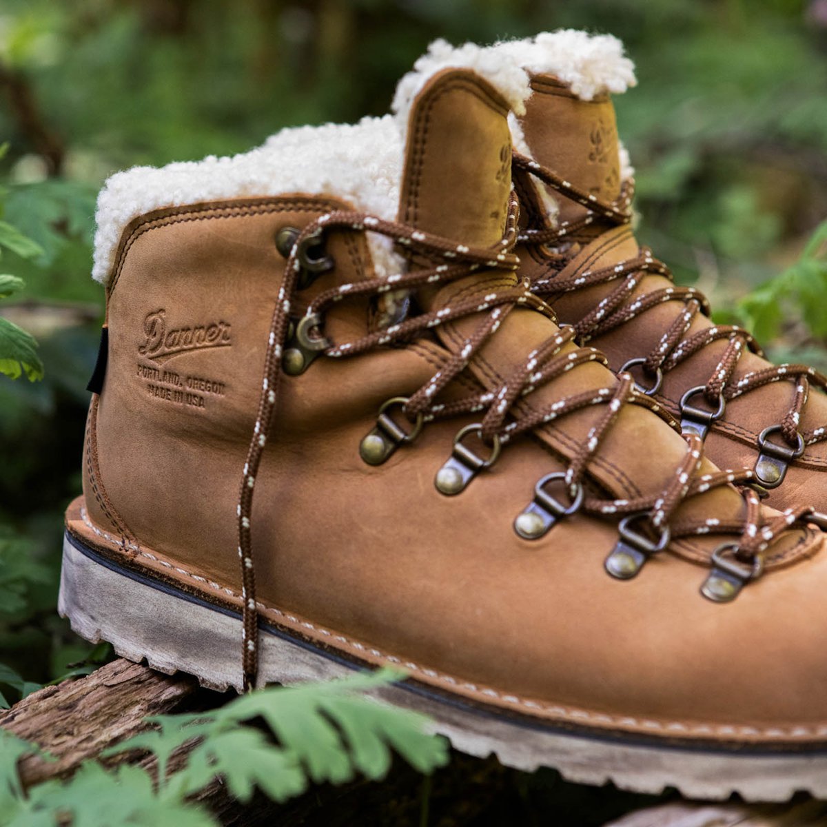 Mountain Pass Shearling Sierra 200G