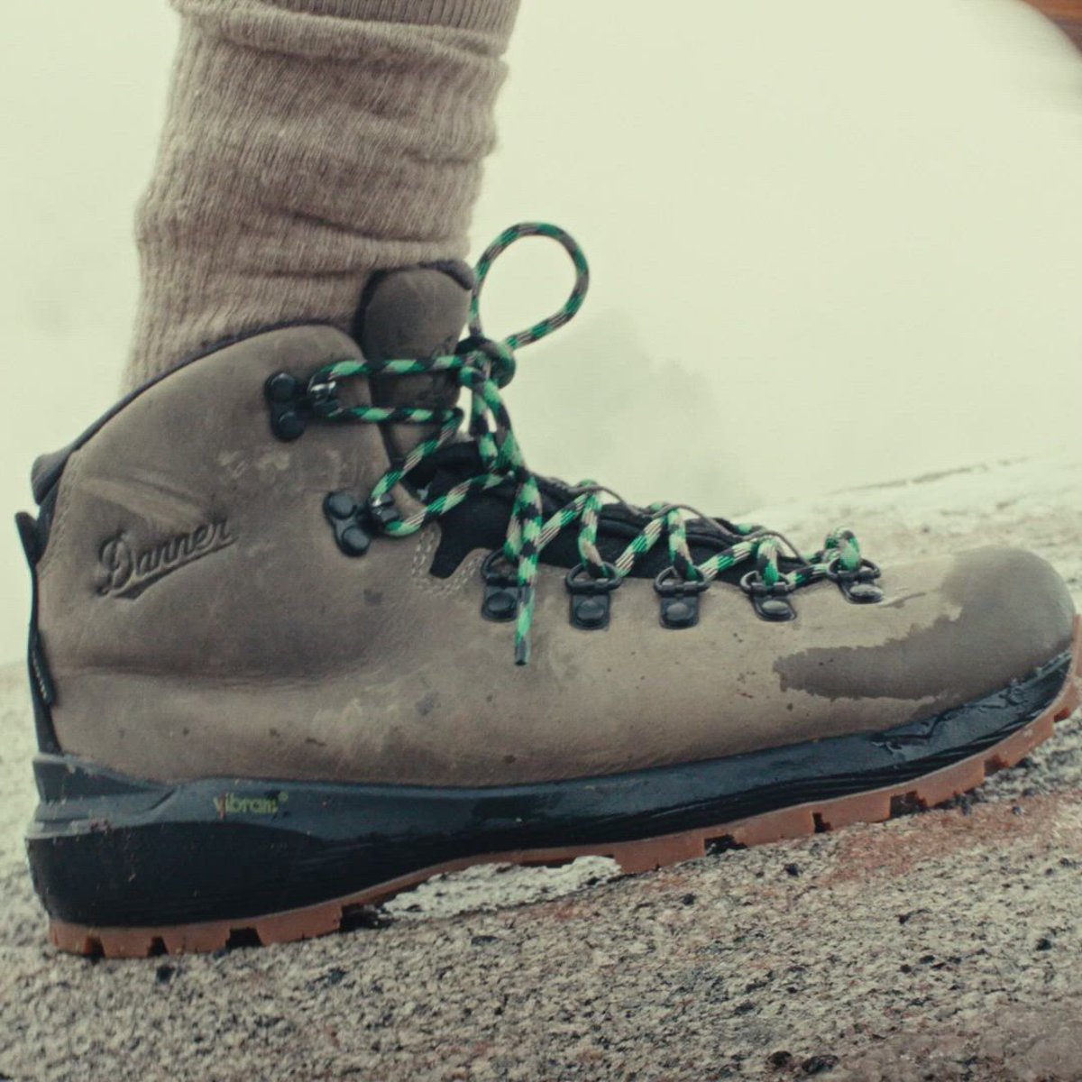 Mountain 600 EVO Tin Gray/Island Green